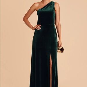 Elegant One-Shoulder Green Dress